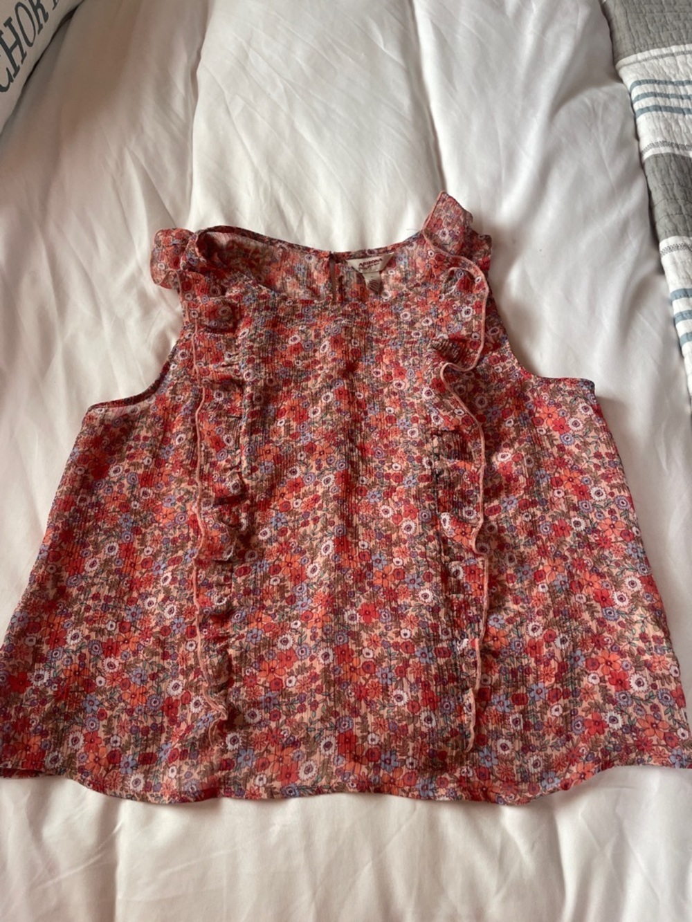 Arizona Jean Company Red Floral Ruffle Tank Top